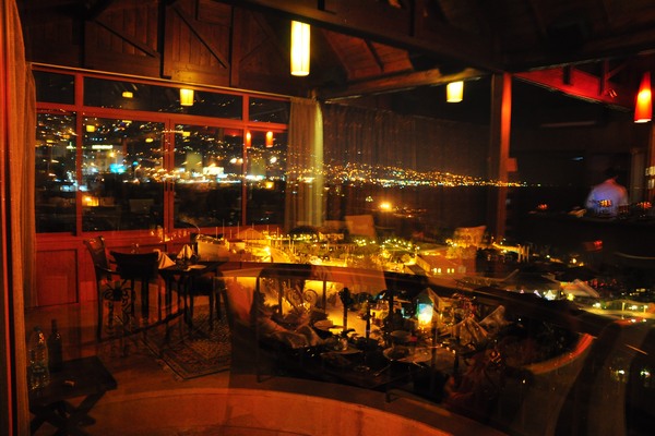 Saturday Night At Starlight Lounge